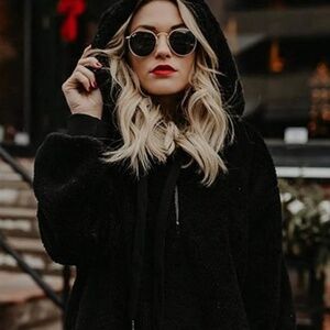 William B - PullOver Fuzzy Sherpa w/ Hood